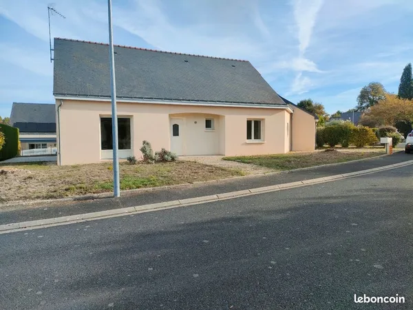Maison à louer à Saint Gemmes d'Andigné
