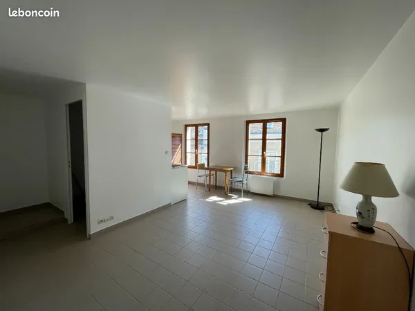 Studio 1 pièce 25 m²
