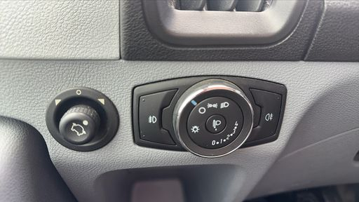Ford Transit Challenger 2.2 TDCi 155 - Challenger Profilé Quartz – 2016 – 26987 km – Diesel – Boîte Manuelle — photo 56