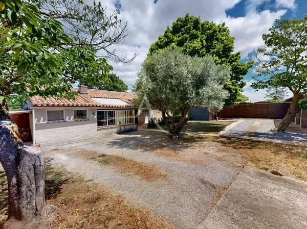 Maison de plain-pied 5 pièces 102 m²