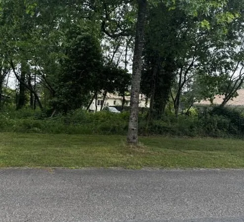 Terrain 1 200 m² Arsac