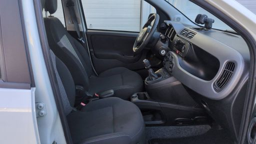 Fiat Panda 1.2  69ch - City Cross Waze – 2018 – 55303 km – Essence – Boîte Manuelle — photo 8