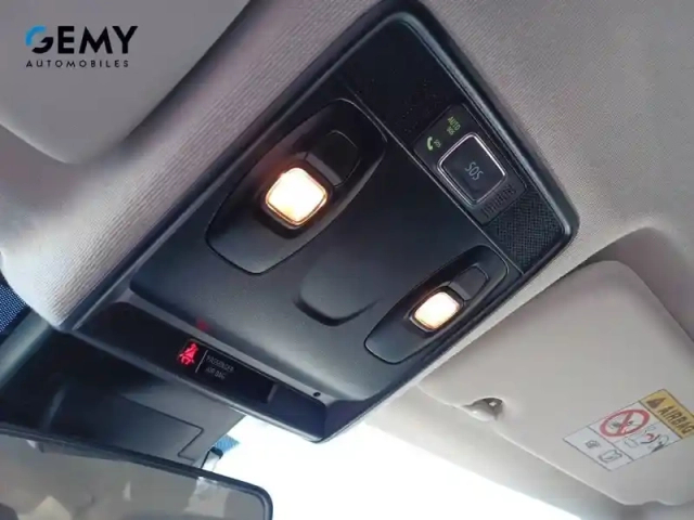 Renault Captur e-tech 145 - 21 — photo 20
