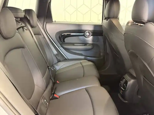 Mini Mini clubman cooper 136 ch dkg7 — photo 22