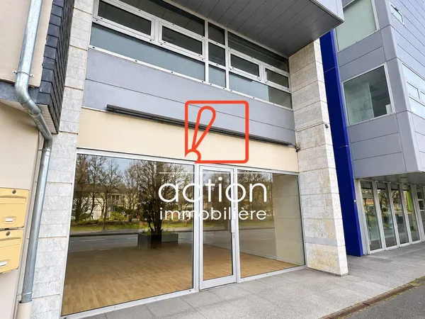 Local 96 m²