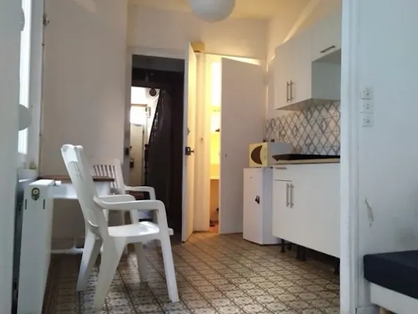 Studio 1 pièce 27 m²