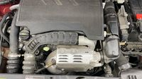 Peugeot 2008 1.2 PureTech 130ch S&S Allure Pack — photo 20