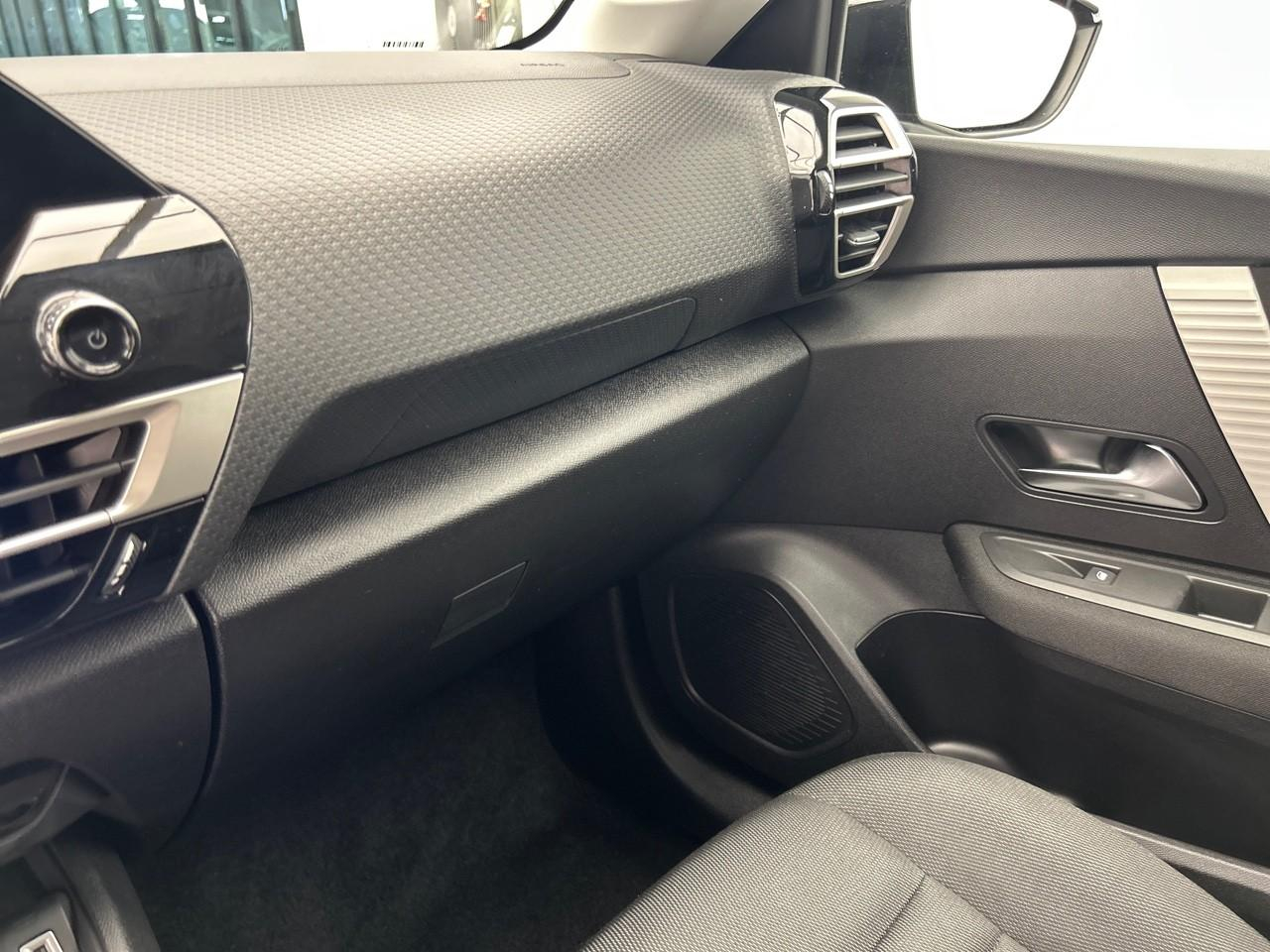 Citroën C4 X hybride 145 ch e-dcs6 plus — photo 27