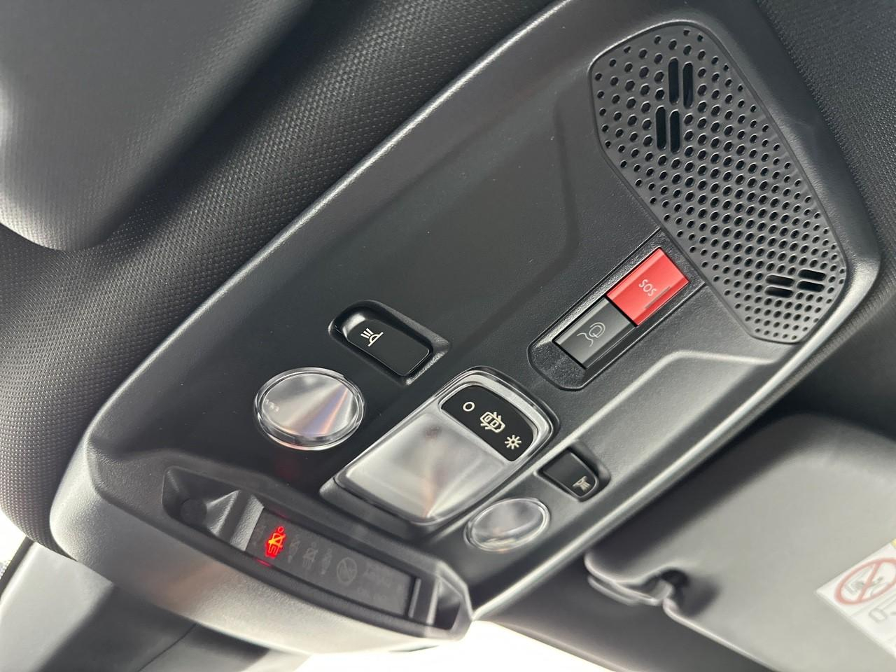 Peugeot 2008 100 s&s bvm6 allure — photo 32