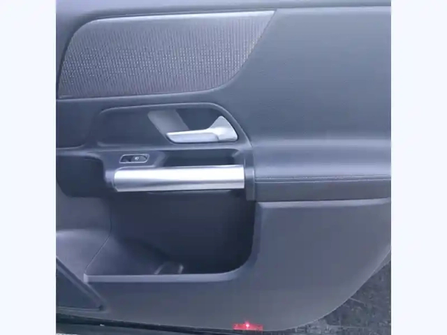 Mercedes Gla 200 d progressive line — photo 17