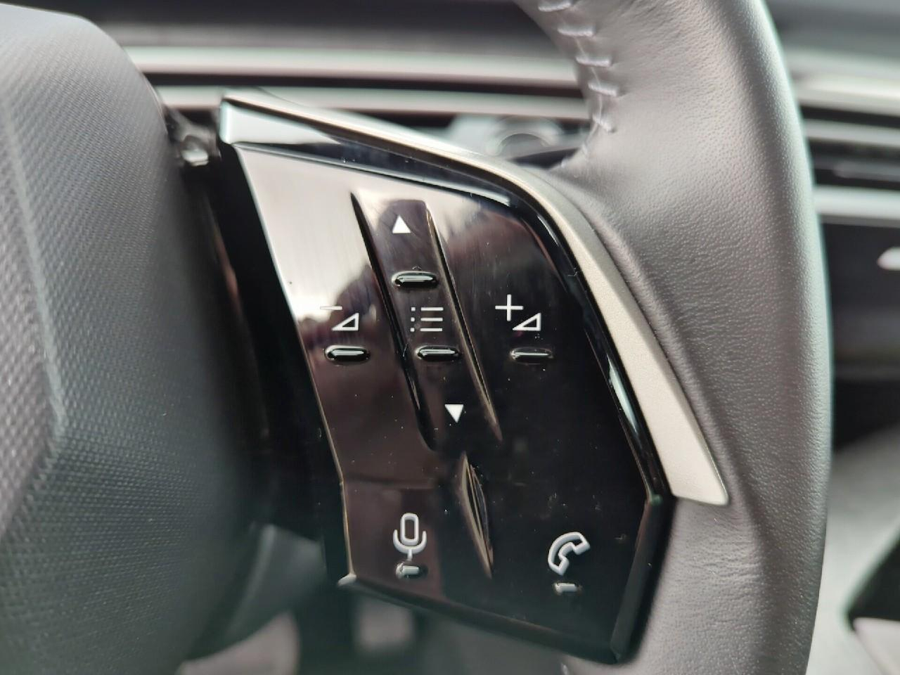 Peugeot 3008 hybrid 145 e-dcs6 allure — photo 24