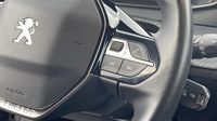 Peugeot 2008 1.2 PureTech 100ch S&S Style — photo 17