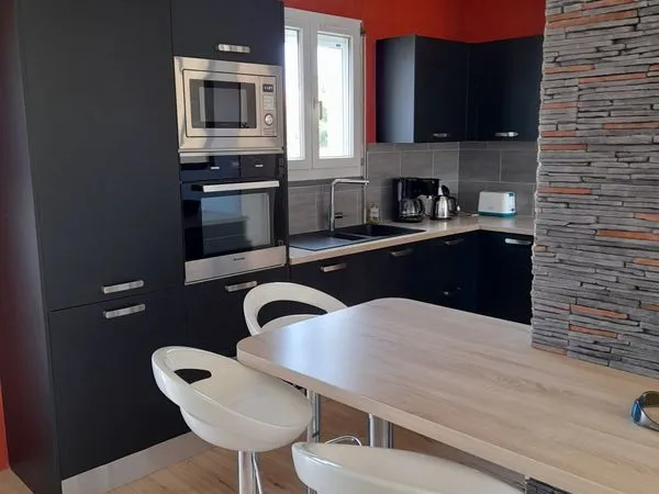 Colocation La Rochelle entre le Vieux Port et Chef de Baie : 1 chambre disponible