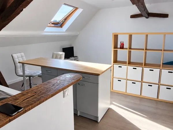 Appartement meublé rénové - 23 m²