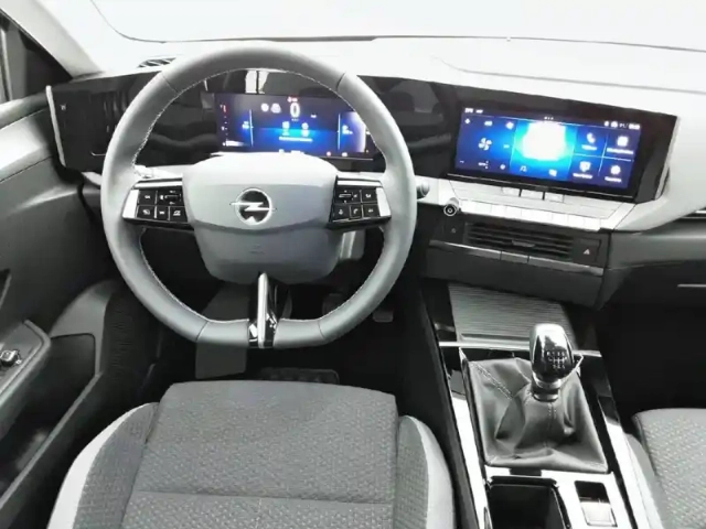 Opel Astra 1.2 turbo 110 ch bvm6 — photo 8