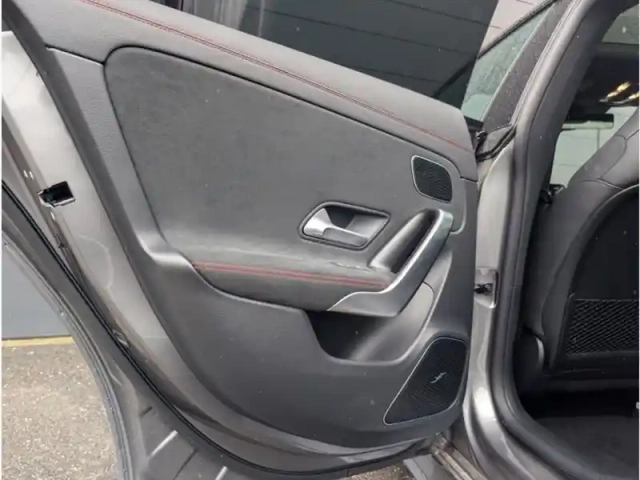 Mercedes Cla 200 d — photo 19