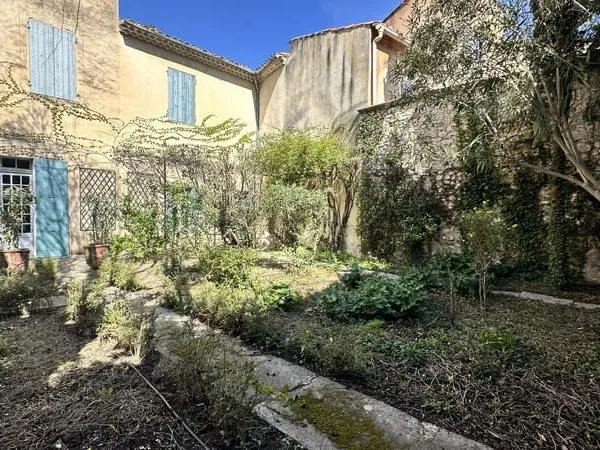 Maison 6 pièces 294 m²