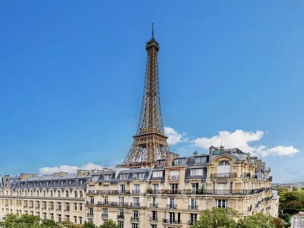 Paris 7 - Vue Tour Eiffel