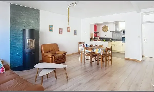 2 Chambres, Grenier aménageables, cave