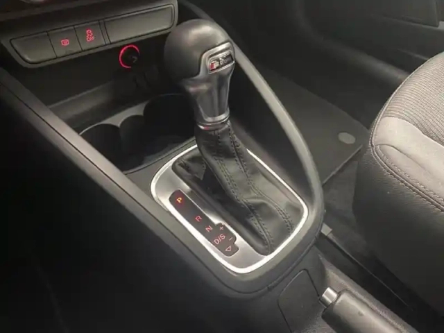 Audi A1 sportback 1.0 tfsi 95ch ultra metropolitan s tronic 7 — photo 13