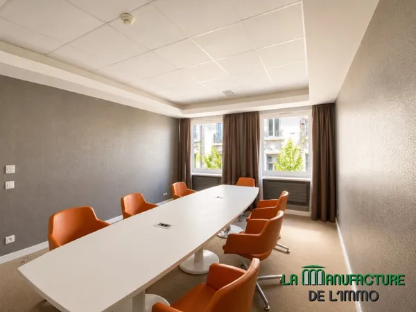 Local professionnel 80 m²