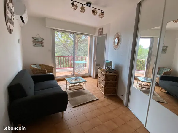 Loue T2 Sausset les pins