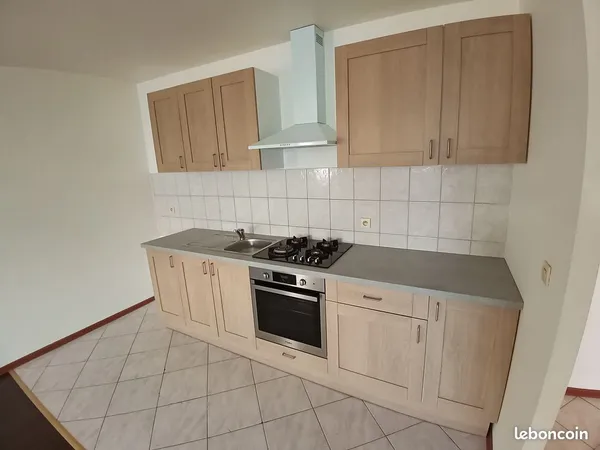 Grand appartement T3 de 80 m2