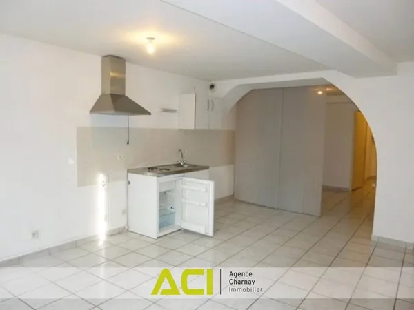 Appartement 1 pièce 50 m²