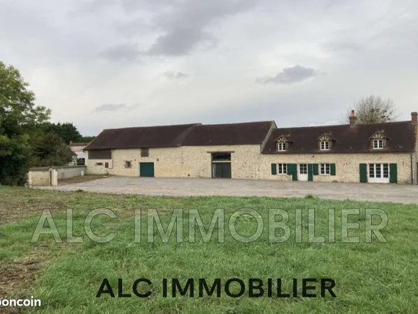 Longère 150 m² Sées