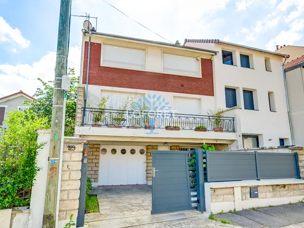 Maison 7 pièces 200 m²
