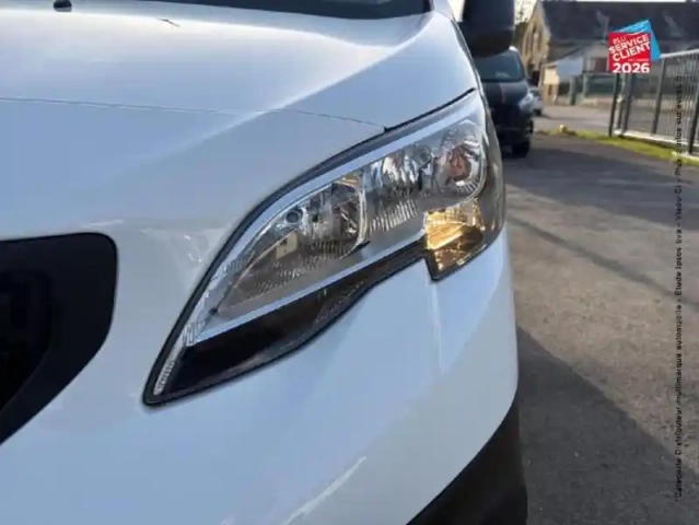 Peugeot Expert fg m 100 kw batterie 50 kwh — photo 13