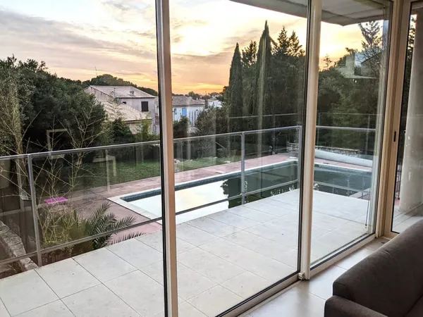 Belle Maison D'architecte de Caractère, 220m2 à vendre à Cas