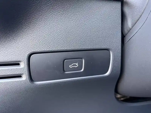 Volvo C40 recharge extended range 252 ch 1edt — photo 20