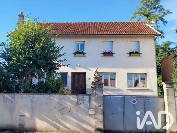 Maison 9 pièces 290 m²