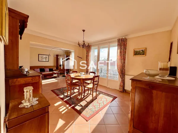 Maison 4 chambres - grand garage - grand jardin