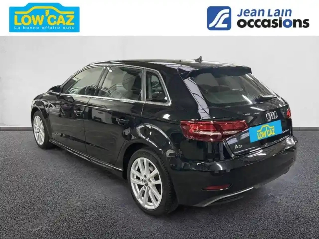 Audi A3 sportback 40 e-tron 204 s tronic 6 — photo 7