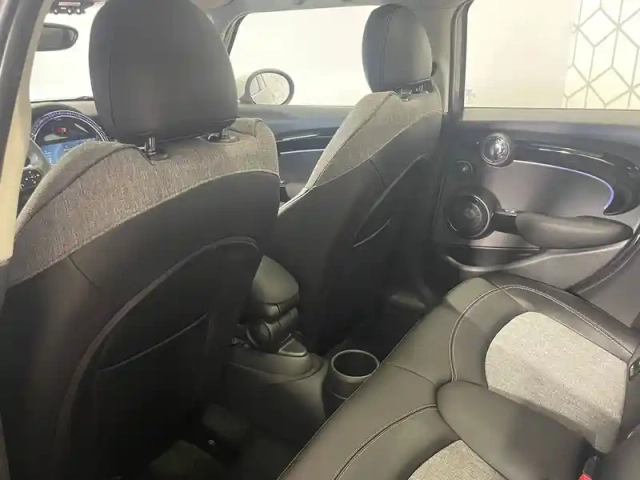 Mini Mini hatch 5 portes cooper 136 ch dkg7 — photo 34