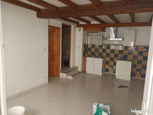 Appartement F2 40m2 - Lézan