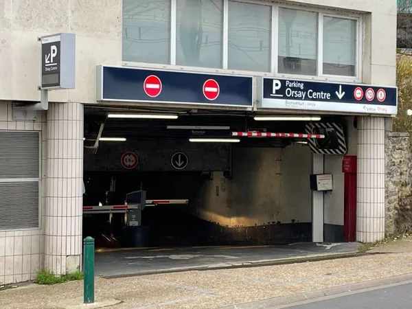 Parking en centre-ville ORSAY
