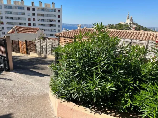 Studio de 35m2 à louer sur Marseille 07