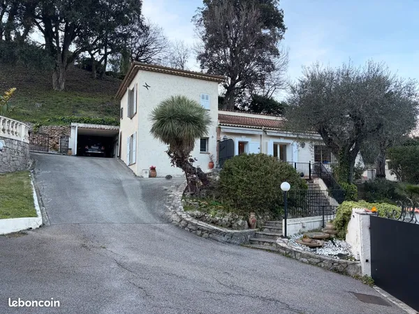 PEGOMAS : Maison de 85m2 Bail Mobilité / Etudiant