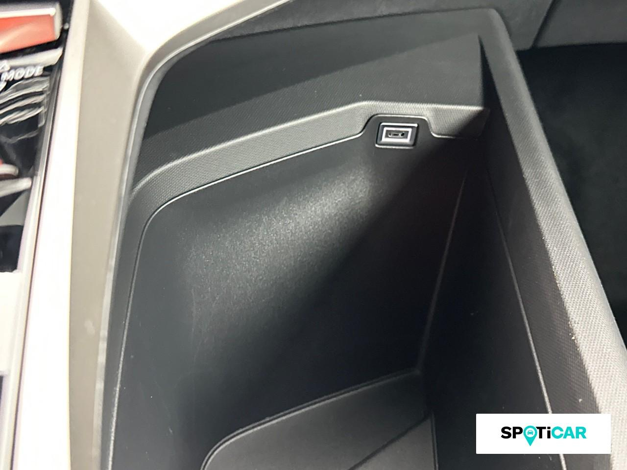 Peugeot 3008 1.2 hybrid 145ch allure e-dcs6 — photo 17