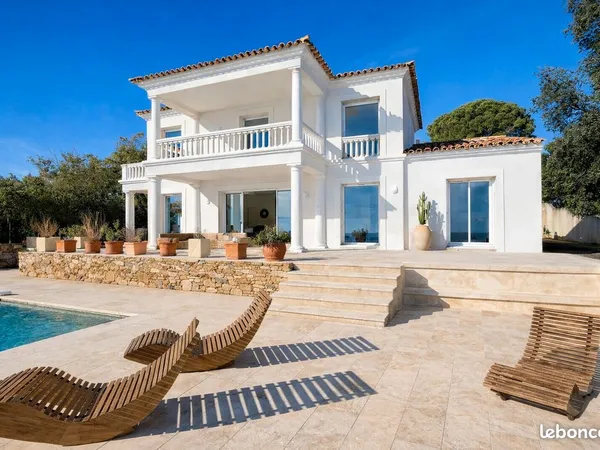 Villa 6 pièces 200 m²