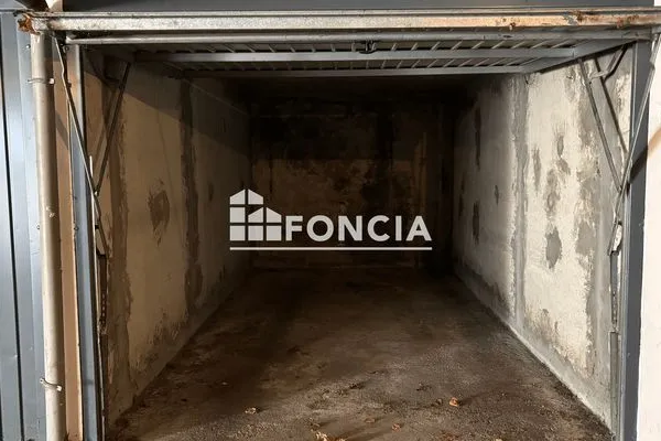 Garage et parking Location Lyon 100€