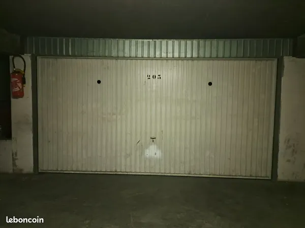 A vendre box a rosny sous bois