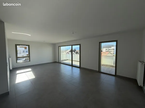 Appartement 4 pièces 97 m²