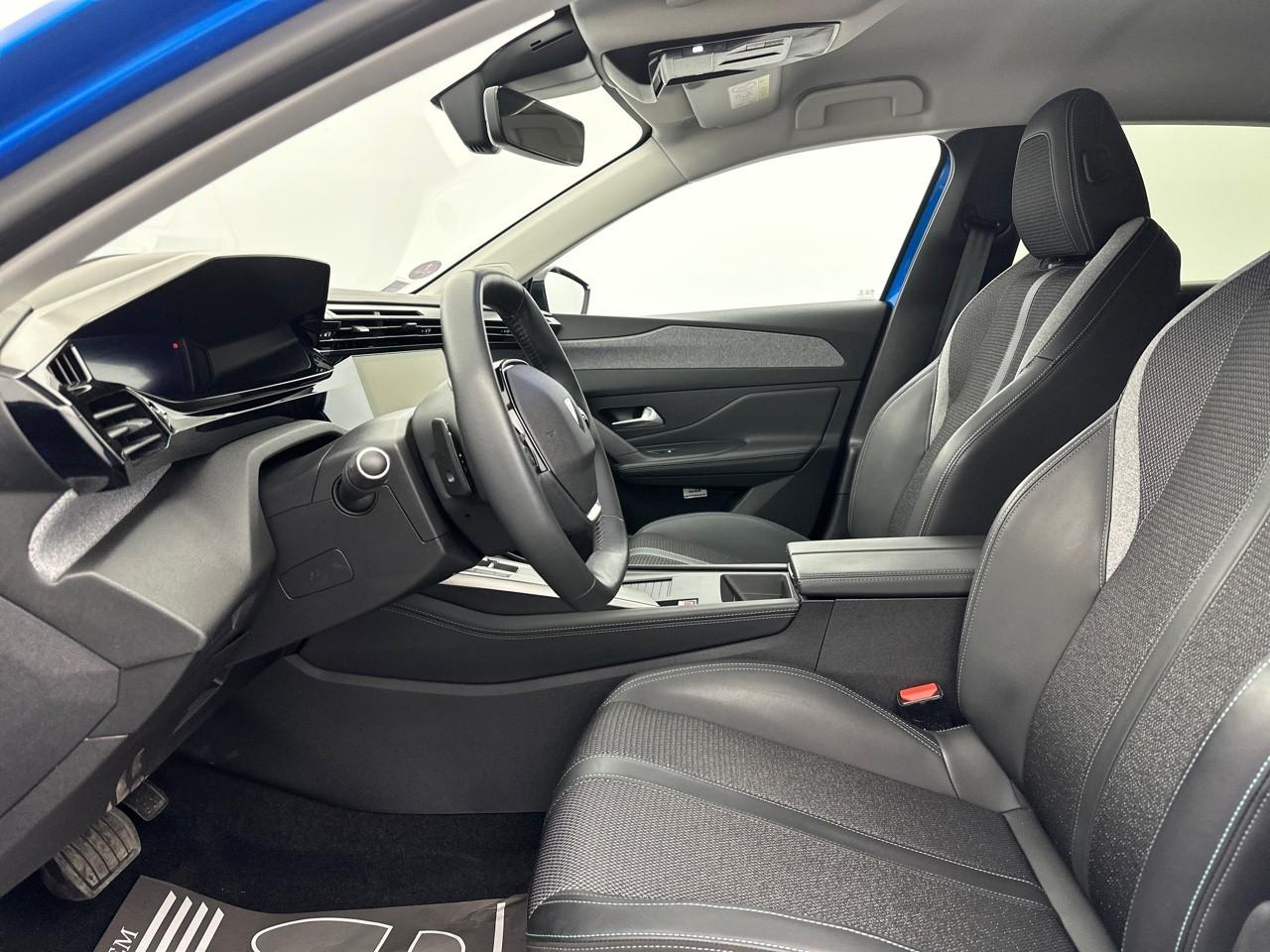 Peugeot 308 puretech 130ch s&s eat8 allure pack — photo 9