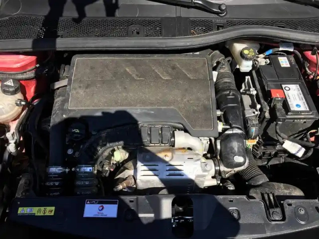 Peugeot 2008 puretech 130 s&amp;s eat8 — photo 25