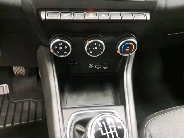 Renault Captur tce 100 gpl - 21 — photo 8