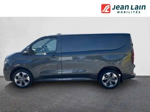 Volkswagen Transporter van l1h1 2.0 tdi 170 bva8 4motion — photo 8